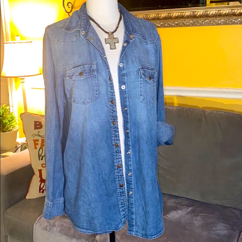 London button down shirt medium